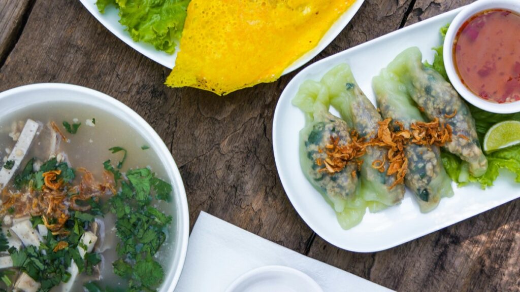 ส้มตำหวานกับขนมจีนผัดผงกรอบ ขนมปั๊มปรุงด้วยน้ำส้ม ใส่ผักสลัด ขนมจีนแห้ง ใส่น้ำส้ม ใส่น้ำจิ้มรสเข้ม ใส่น้ำมะนาว"วิธีทำเงินจาก Bigo Live"คือการสร้างเนื้อหาที่สนุกสนานและมีประโยชน์เพื่อดึงดูดผู้ชมและสร้างรายได้จากการสนับสนุนของพวกเขา.