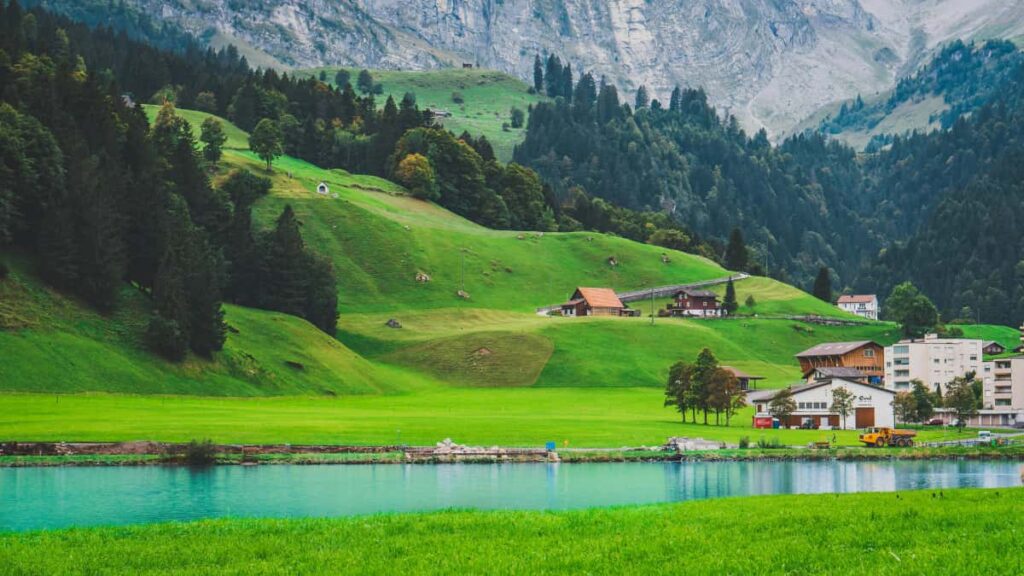 : Clubhouse Bosnia and Herzegovina ,